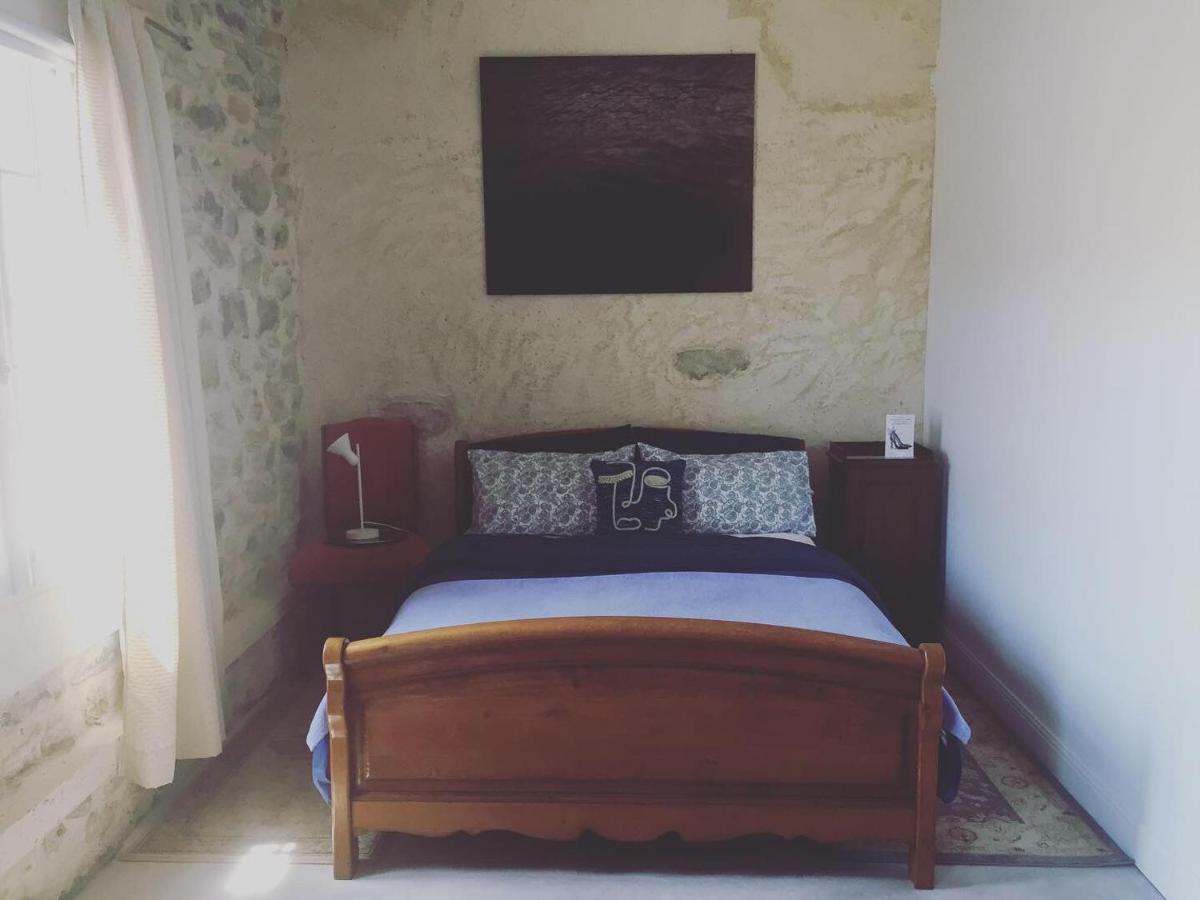 Cave Cervera Bed & Breakfast Le Somail Екстериор снимка